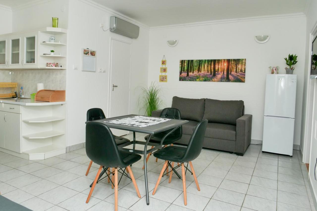 Cseresznyes Apartman Berekfürdő Exteriér fotografie