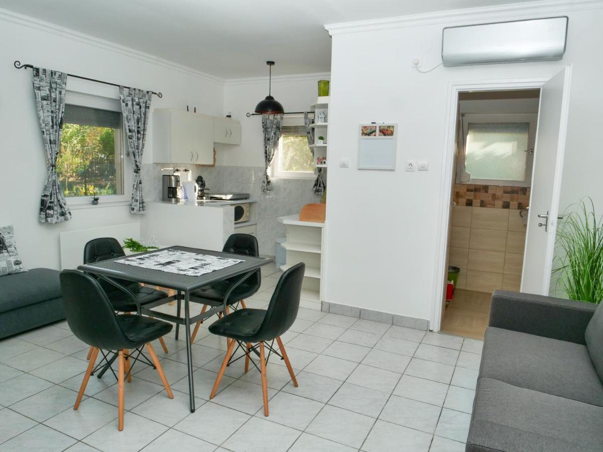 Cseresznyes Apartman Berekfürdő Exteriér fotografie