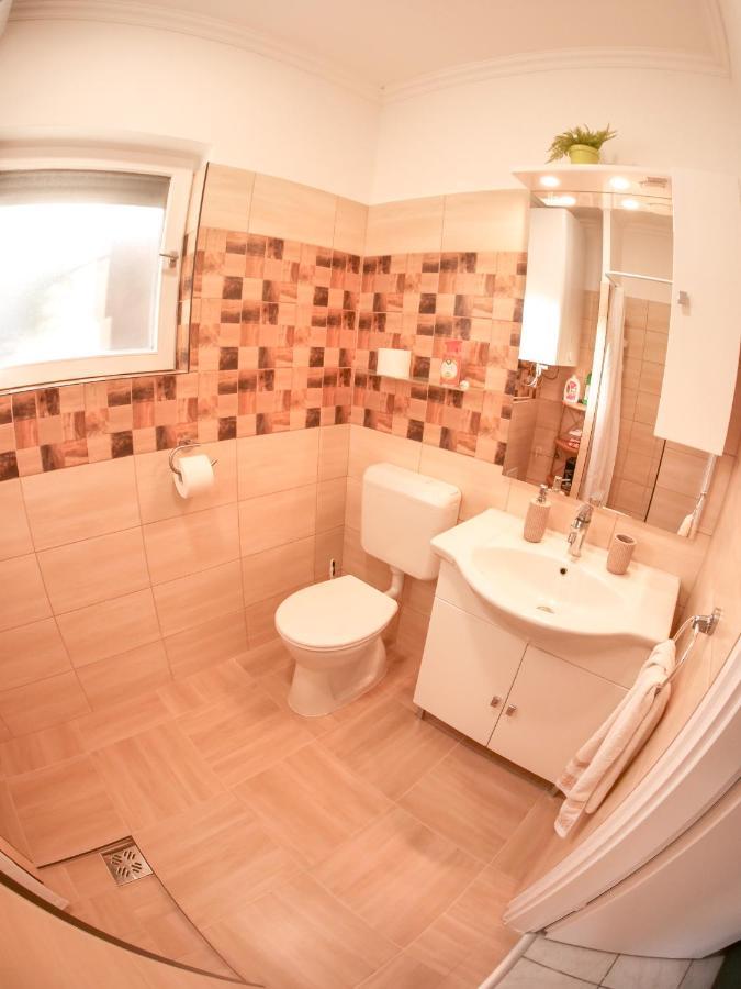 Cseresznyes Apartman Berekfürdő Exteriér fotografie